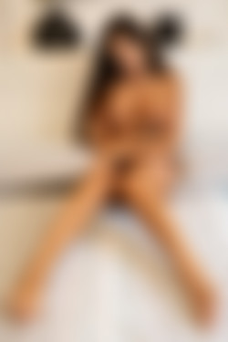 [PHD] 2024-12/14 Melita - Both Sides of the Bed/39l.jpg