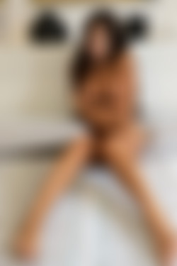 [PHD] 2024-12/14 Melita - Both Sides of the Bed/40l.jpg