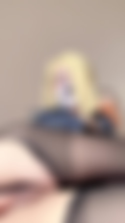 Astolfitoliz. LizyhS/fansly/LizyhS (3).mp4