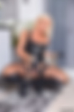 Lucy Zara Picture Pack (62 sets)/Pics/Ball Gagged Bitch/lz_ballgag_24.jpg