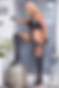 Lucy Zara Picture Pack (62 sets)/Pics/Ball Gagged Bitch/lz_ballgag_35.jpg