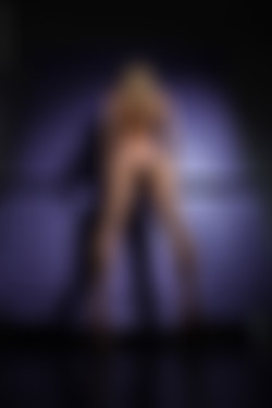 [photodromm.com] 2015-02/[photodromm.com] - 2015.02.02 - Bexie - Dangerous (x50) 1333x2000/18l.jpg