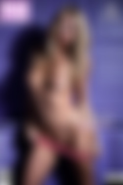 [photodromm.com] 2015-02/[photodromm.com] - 2015.02.02 - Bexie - Dangerous (x50) 1333x2000/Cover.jpg