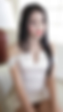 HelloLadyboy.com 4/1Ice1_Date/ice1_date_005-by-am.jpg