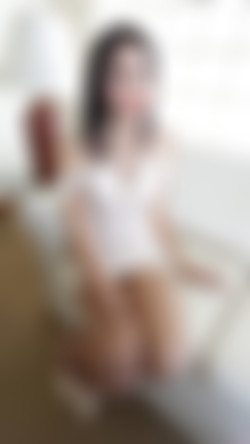 HelloLadyboy.com 4/1Ice1_Date/ice1_date_006-by-am.jpg