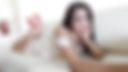 HelloLadyboy.com 4/1Ice1_Date/ice1_date_048-by-am.jpg