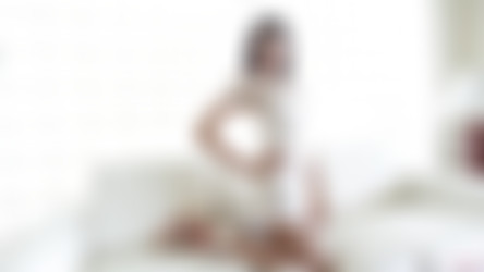 HelloLadyboy.com 4/1Ice1_Date/ice1_date_072-by-am.jpg