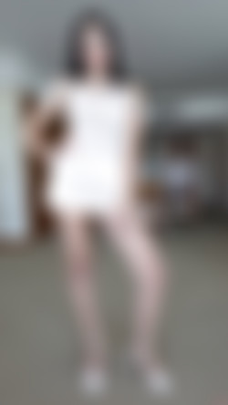 HelloLadyboy.com 4/1Ice1_Date/ice1_date_083-by-am.jpg
