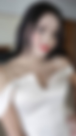 HelloLadyboy.com 4/1Ice1_Date/ice1_date_089-by-am.jpg