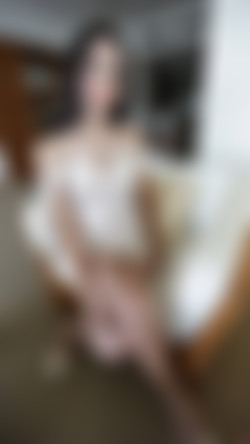 HelloLadyboy.com 4/1Ice1_Date/ice1_date_093-by-am.jpg