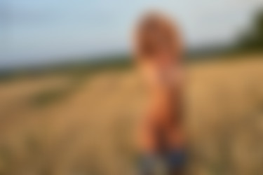 [photodromm.com] 2018-05/[photodromm.com] - 2018.05.12 - Laureen - Country Life (x50) 2000x3000/15l.jpg