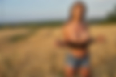 [photodromm.com] 2018-05/[photodromm.com] - 2018.05.12 - Laureen - Country Life (x50) 2000x3000/26l.jpg