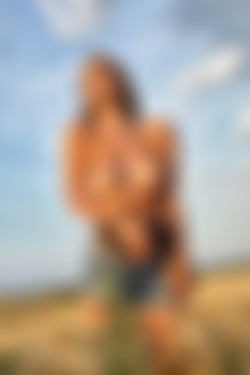 [photodromm.com] 2018-05/[photodromm.com] - 2018.05.12 - Laureen - Country Life (x50) 2000x3000/28l.jpg