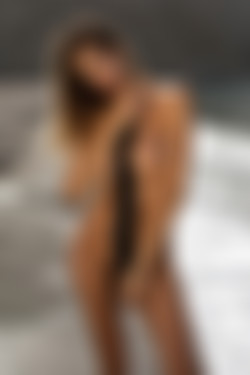 [photodromm.com] 2017-10/[photodromm.com] - 2017.10.10 - Claudia - The Shoreline (x46) 2000x3000/12l.jpg