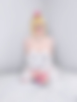C9 Sneaky Patreon/Bridal Peach/Sneaky Peach (2).jpg