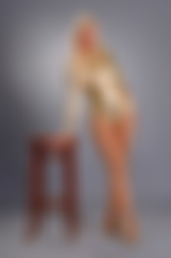 Shiny Leotards/Gallery 071 - Tanya H/071sl_005.jpg
