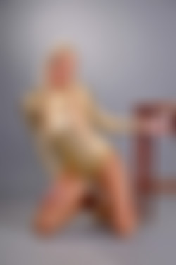 Shiny Leotards/Gallery 071 - Tanya H/071sl_047.jpg