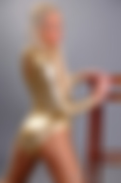 Shiny Leotards/Gallery 071 - Tanya H/071sl_0401.jpg