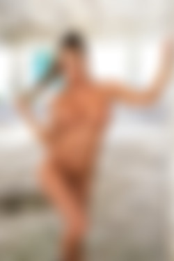 [photodromm.com] 2017-11/[photodromm.com] - 2017.11.28 - Isabelle - In The Shed II (x50) 2000x3000/35l.jpg