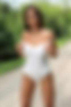 [photodromm.com] 2018-01/[photodromm.com] - 2018.01.22 - Laureen - The Trail To The Lake II (x42) 2000x3000/06l.jpg