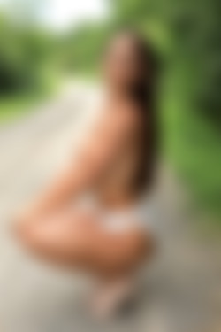 [photodromm.com] 2018-01/[photodromm.com] - 2018.01.22 - Laureen - The Trail To The Lake II (x42) 2000x3000/22l.jpg